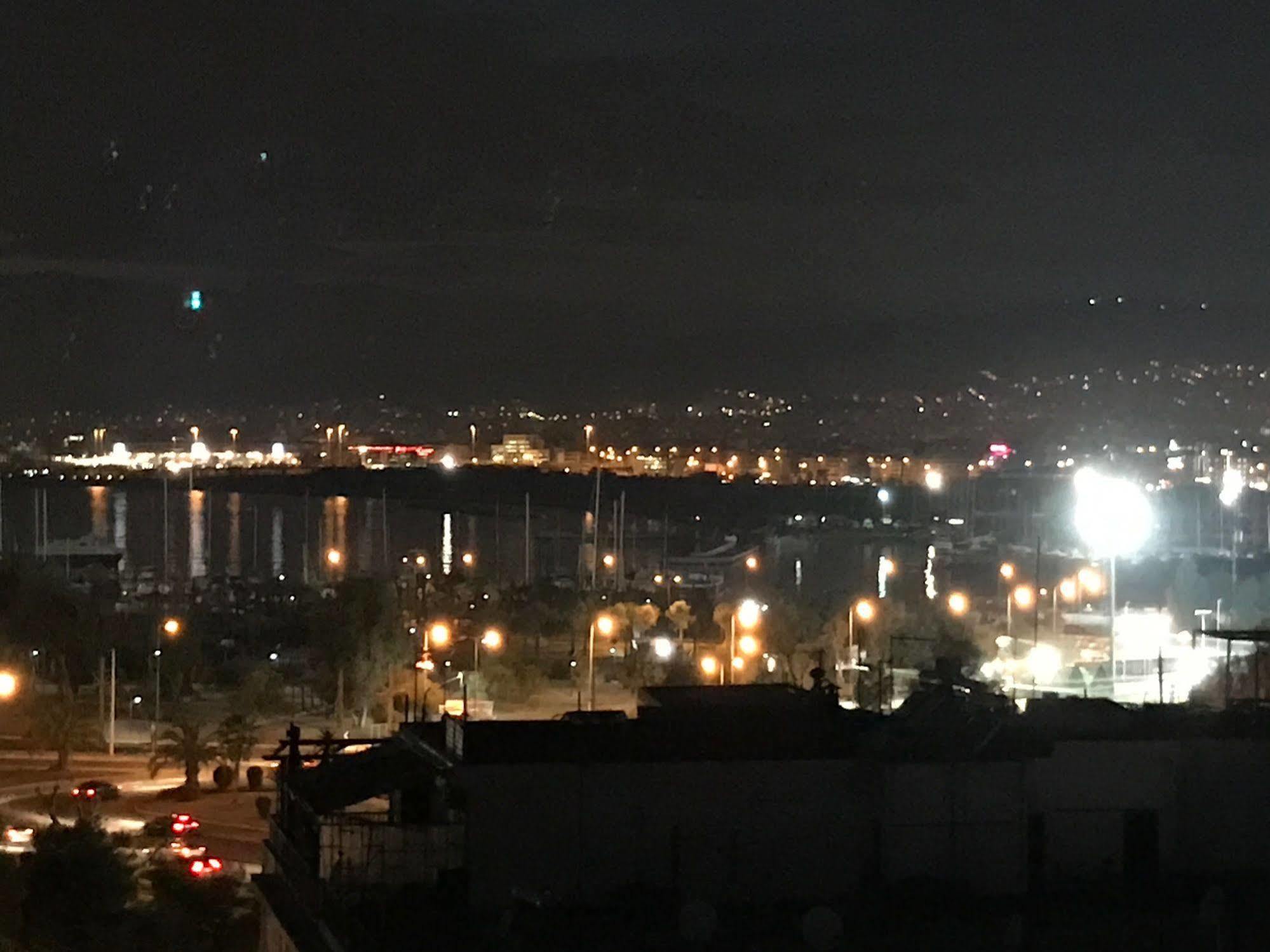 Arma Faliro Apartments Atina Dış mekan fotoğraf