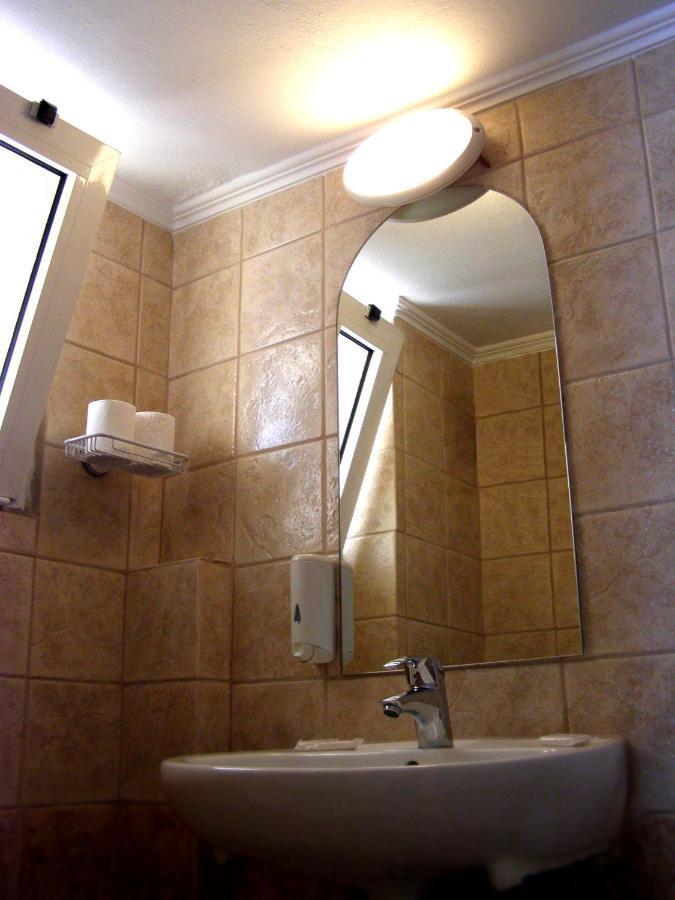 Arma Faliro Apartments Atina Oda fotoğraf